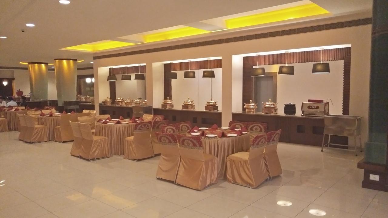 Ab Clarks Inn Jalandhar Esterno foto